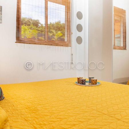 Villa L'Artist en bord de mer avec piscine privée Sainte-Rose Esterno foto