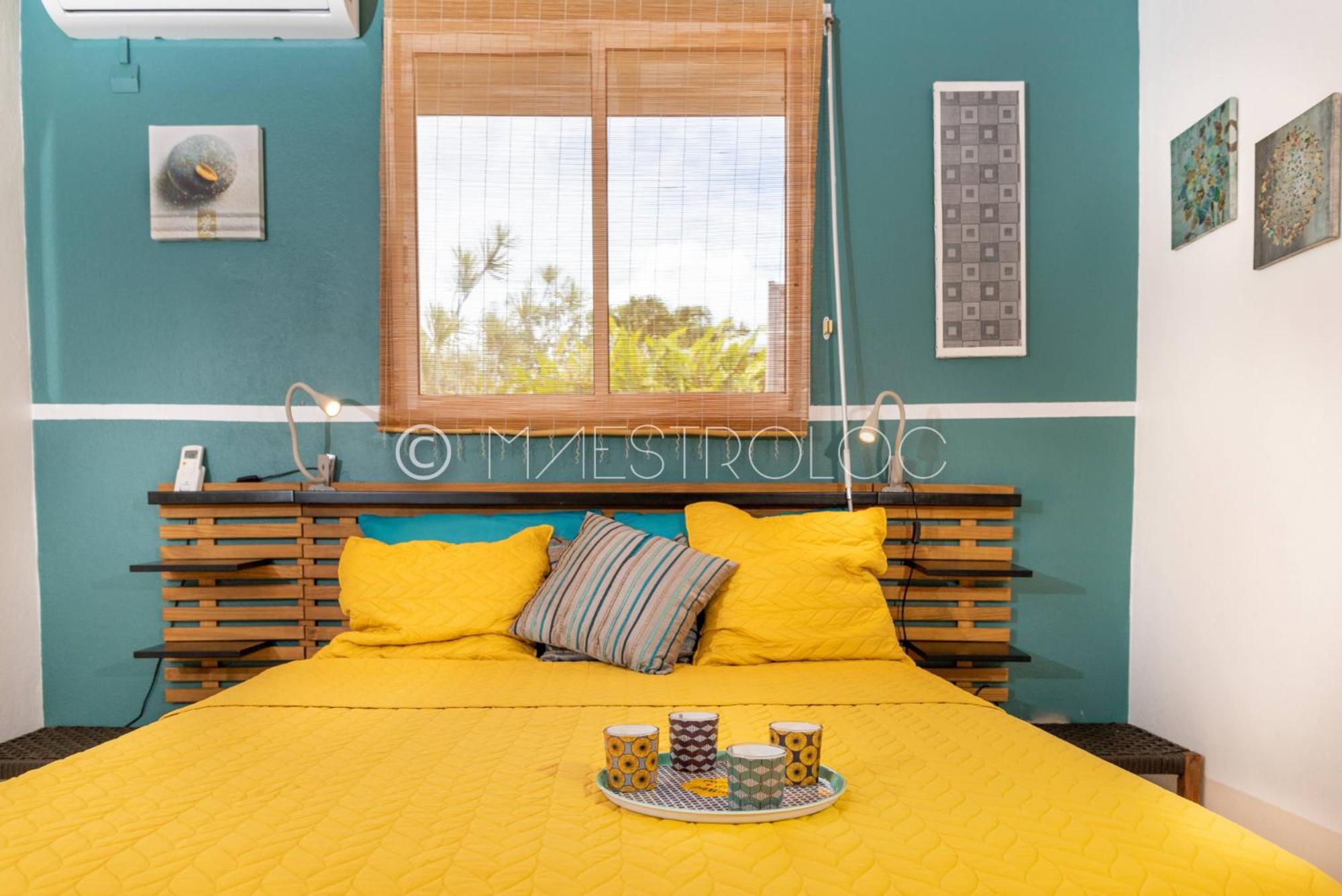 Villa L'Artist en bord de mer avec piscine privée Sainte-Rose Esterno foto