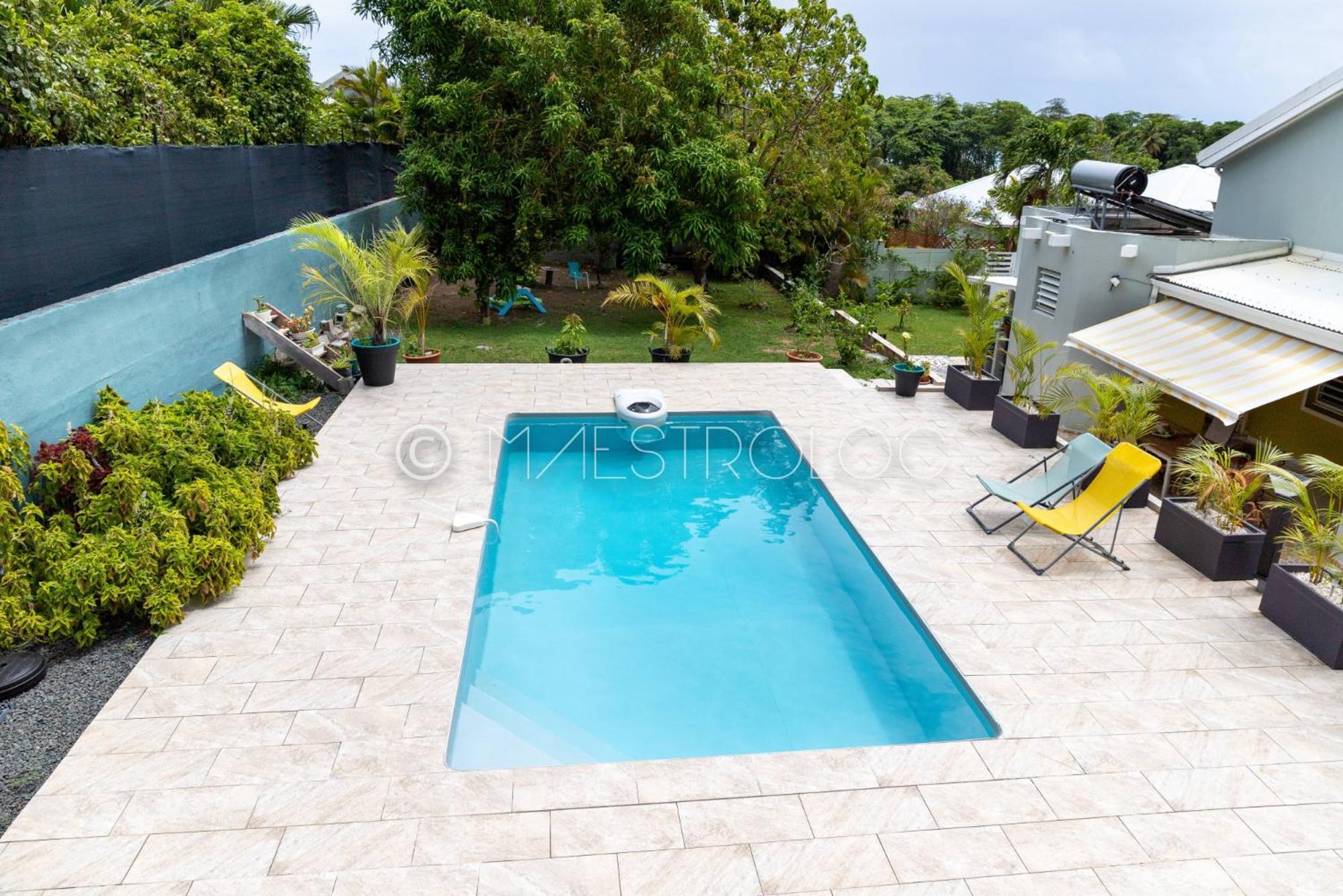 Villa L'Artist en bord de mer avec piscine privée Sainte-Rose Esterno foto